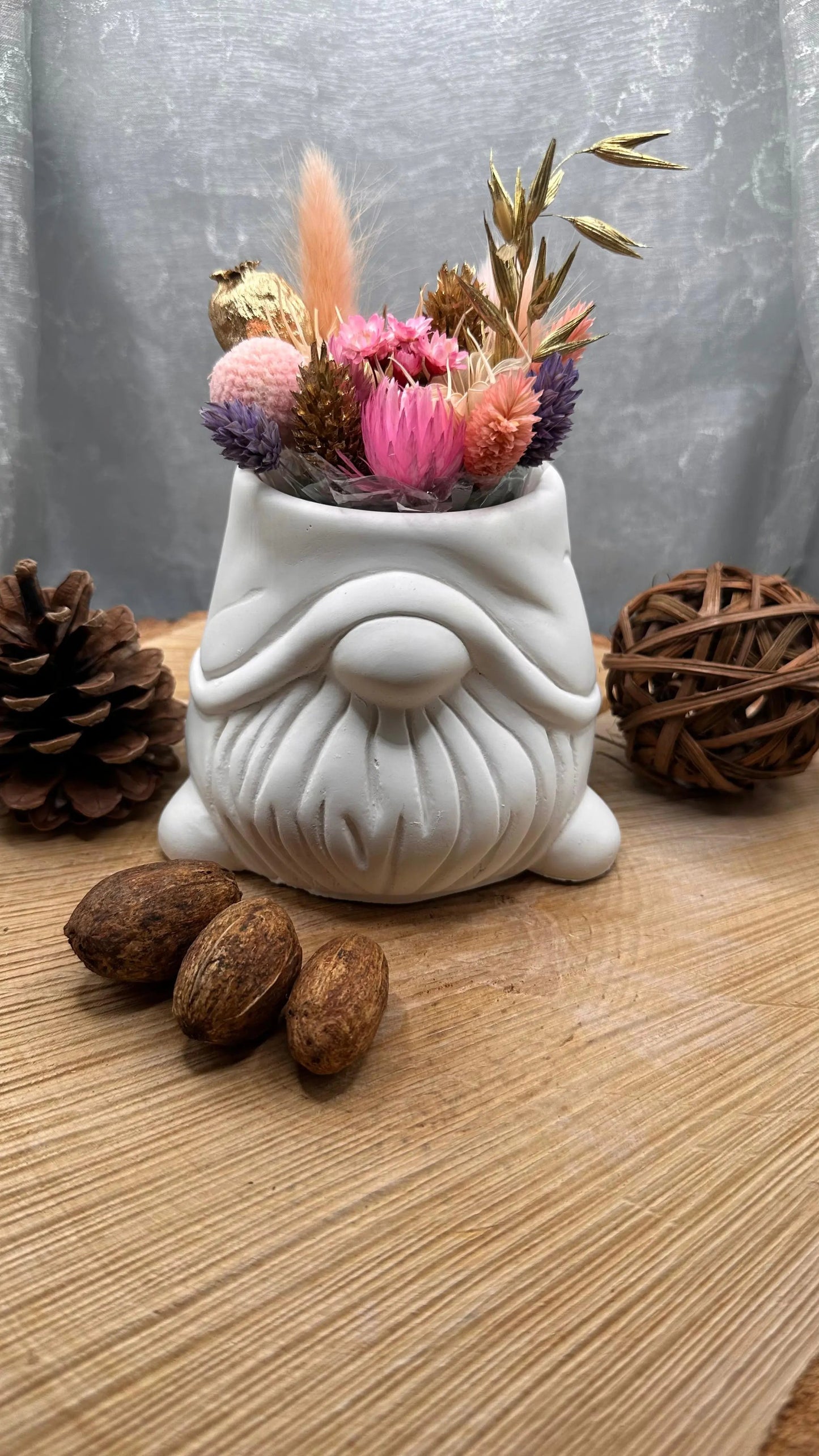 Dekorative Keracraft Schale in Form eines Wichtels Herzberg Crafts