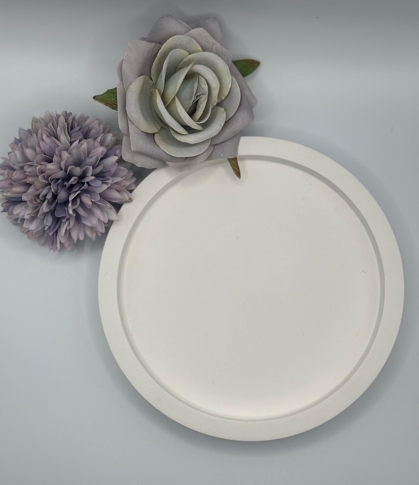 rundes Dekotablett Ø 14,5 cm aus Keracraft Herzberg Crafts