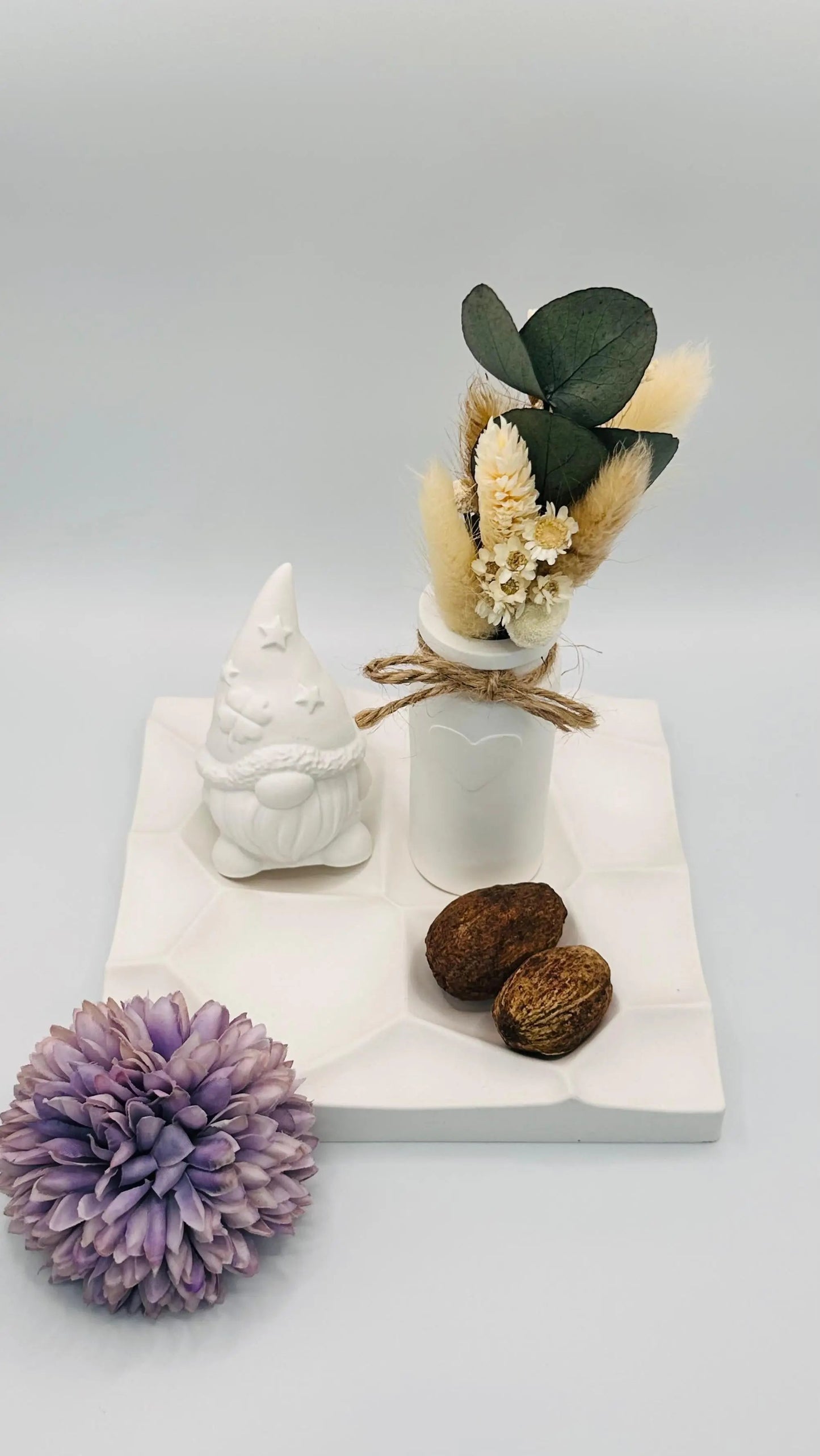 Dekotablett mit Wabenmuster aus Keracraft Herzberg Crafts