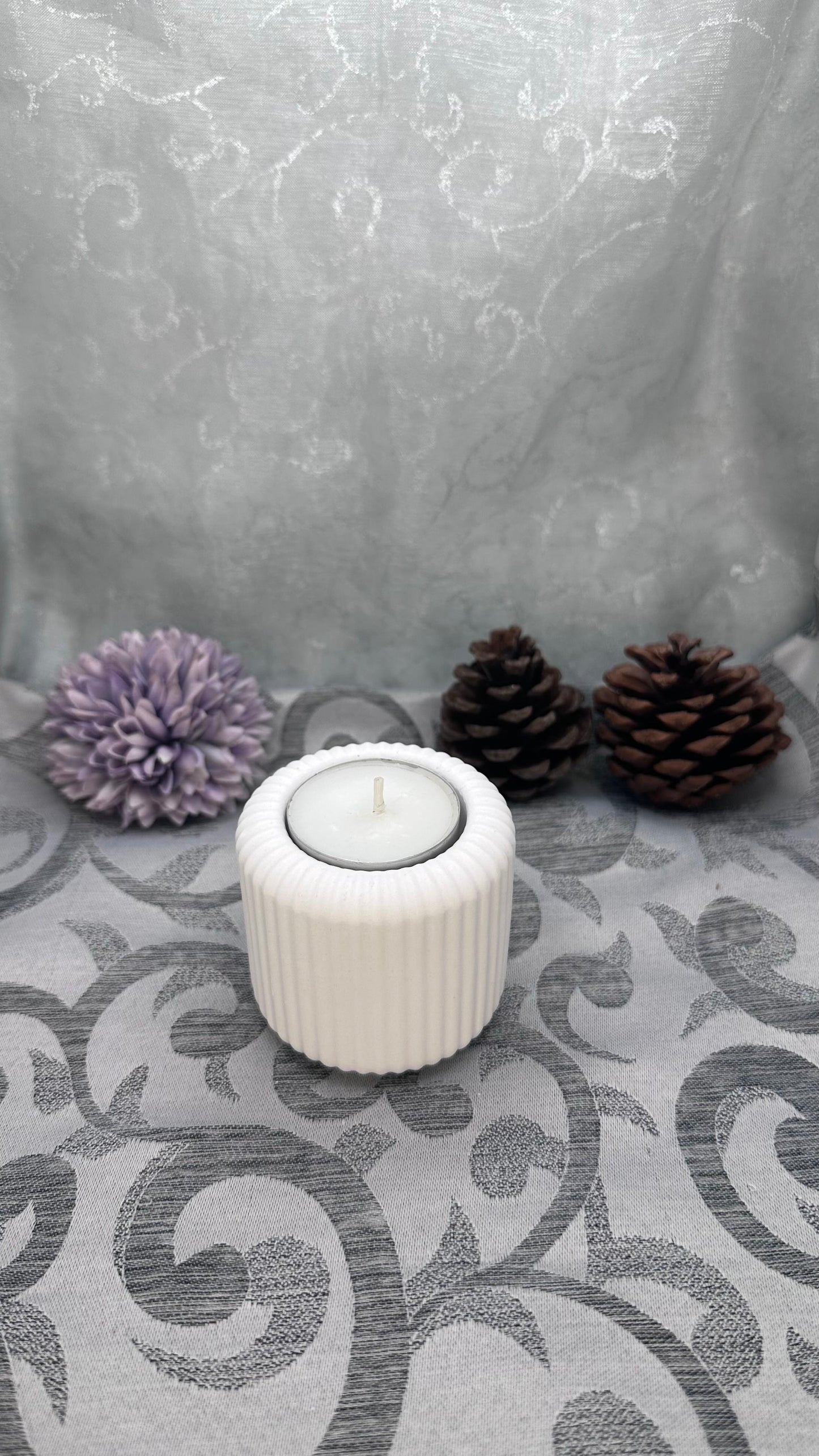 Geriffelter Teelichthalter