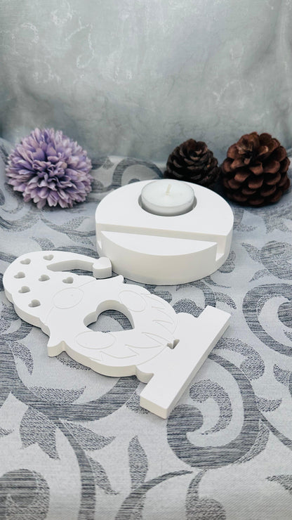 Zweiteiliges Keracraft-Teelichthalter-Set mit Wichtel und passender Basis. Herzberg Crafts