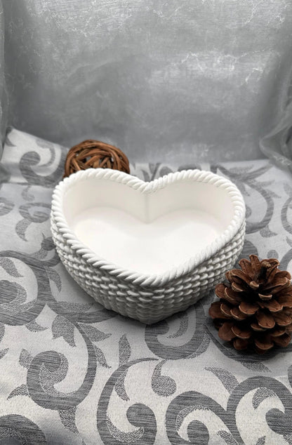 Keracraft Herzschale in Weiß mit Flechtstruktur Herzberg Crafts