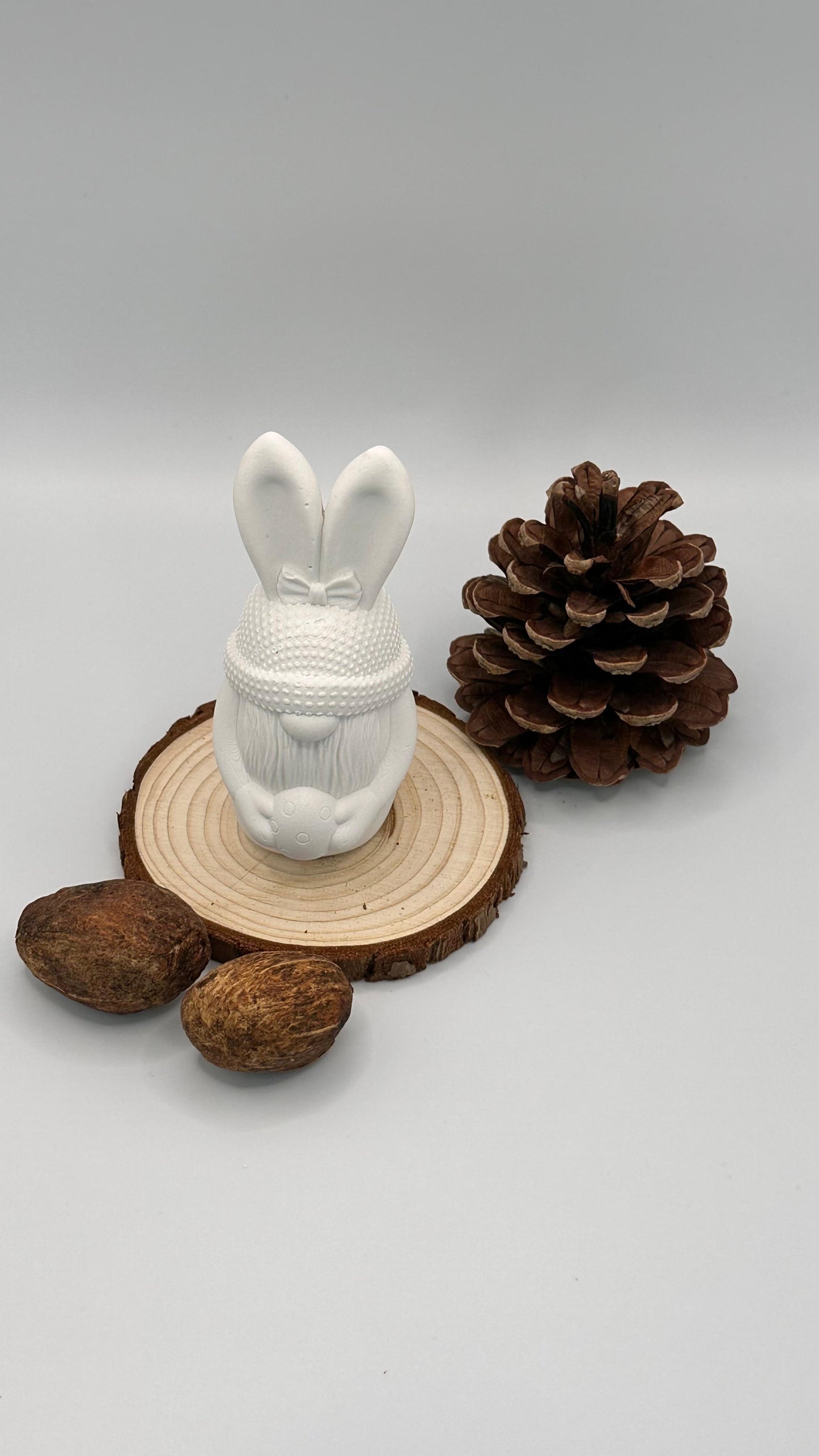 Keracraft Osterhase mit Ei und Schleife an den Ohren Herzberg Crafts