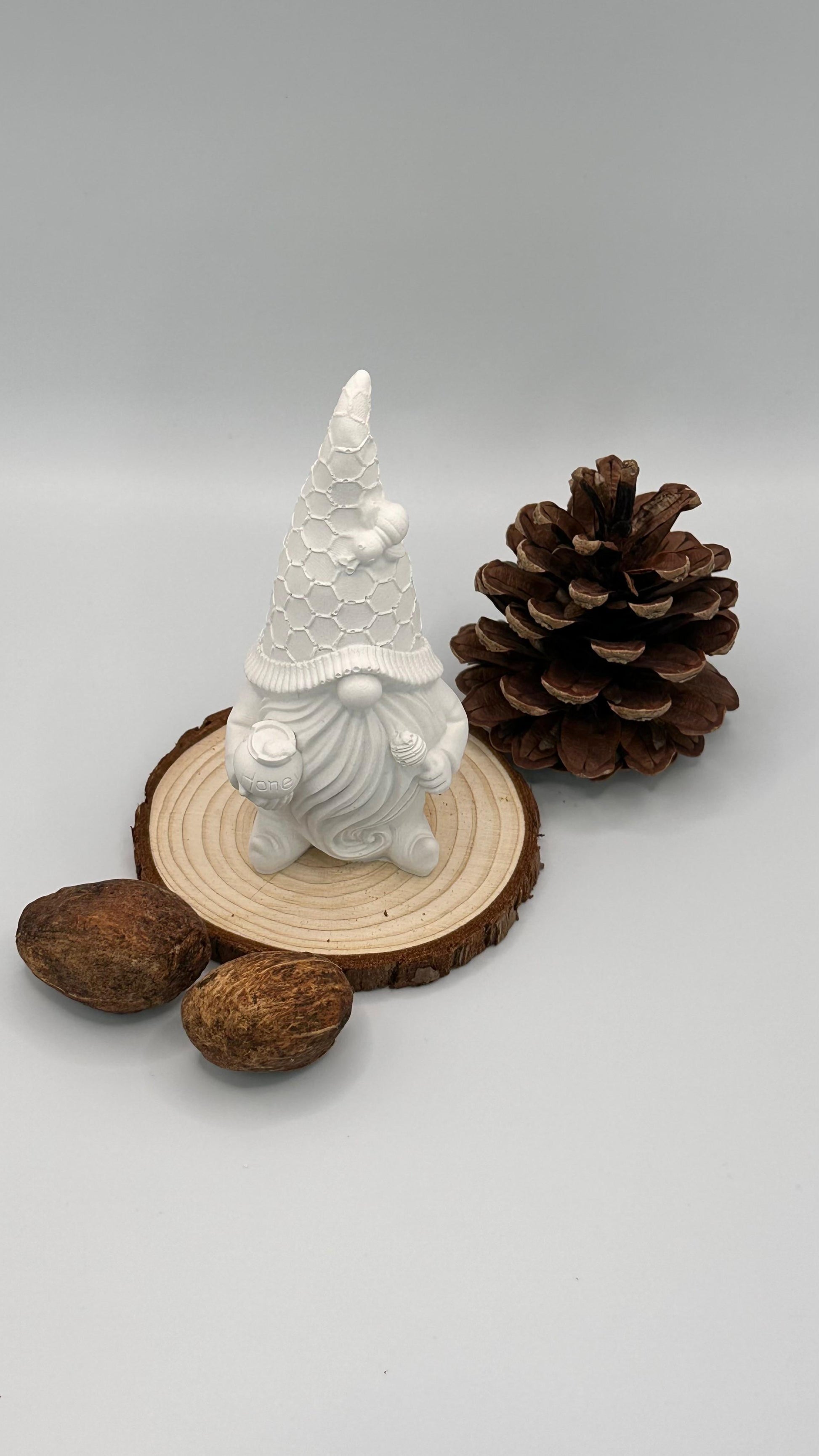 Keracraft Figur mit Wabenhut und Honigglas Herzberg Crafts